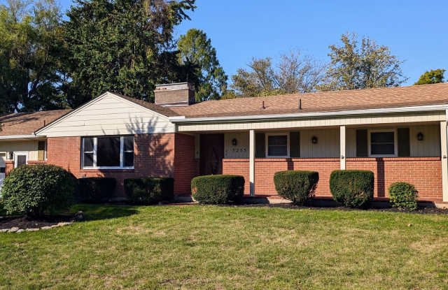 AVAILABLE NOW! Spacious 3 Bed / 2.5 Bath Home in Washington Twp with Basement! - 5253 Vernadale Drive, Montgomery County, OH 45429