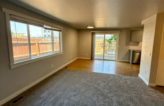 Centennial Triplex-00000-CENT-00 Gallery 3