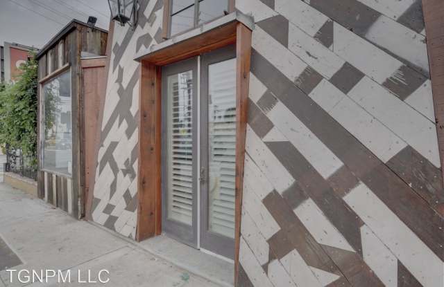 4508 Fountain Ave Gallery 4