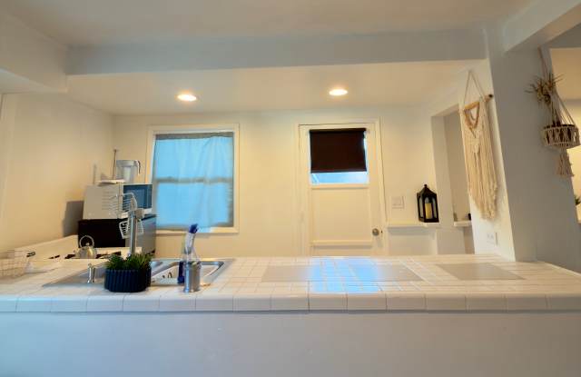 733 Beryl St photos photos