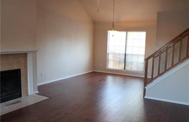 4265 Ireland Drive Gallery 3