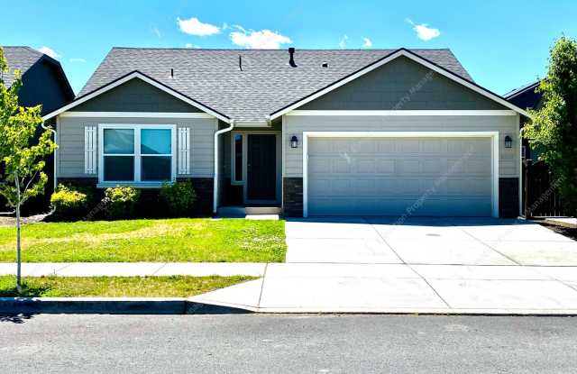 Charming 3-Bedroom, 2-Bath NW Redmond Home photos photos
