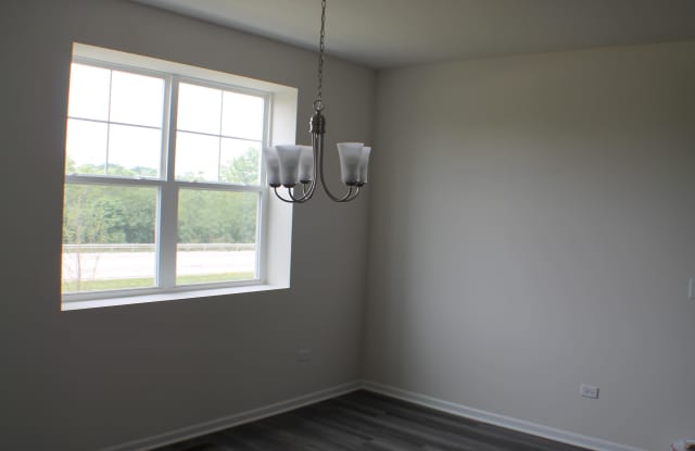 1601 Albany Street Gallery 4