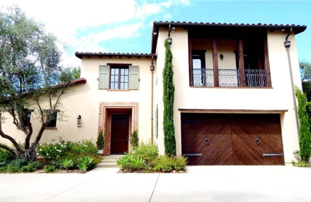 1 Veranda - 1 Veranda, Newport Beach, CA 92657