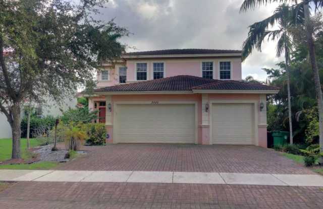 3080 SW 44th St - 3080 Southwest 44th Street, Dania Beach, FL 33312