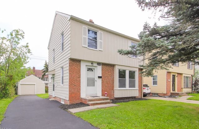 21000 Hillgrove Ave - 21000 Hillgrove Avenue, Maple Heights, OH 44137