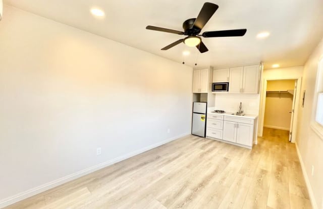 4470 Dale Ave - 4470 Dale Avenue, La Mesa, CA 91941