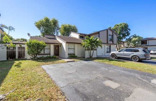 12950 SW 66th Terr Dr photos photos