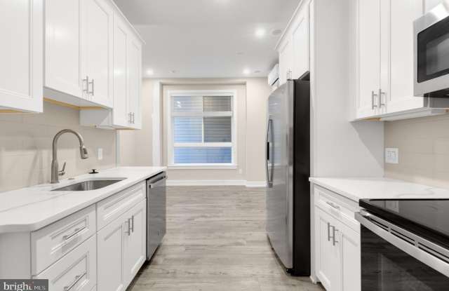 2209 N BROAD STREET photos photos