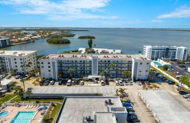 3165 N Atlantic Avenue - 3165 North Atlantic Avenue, Cocoa Beach, FL 32931