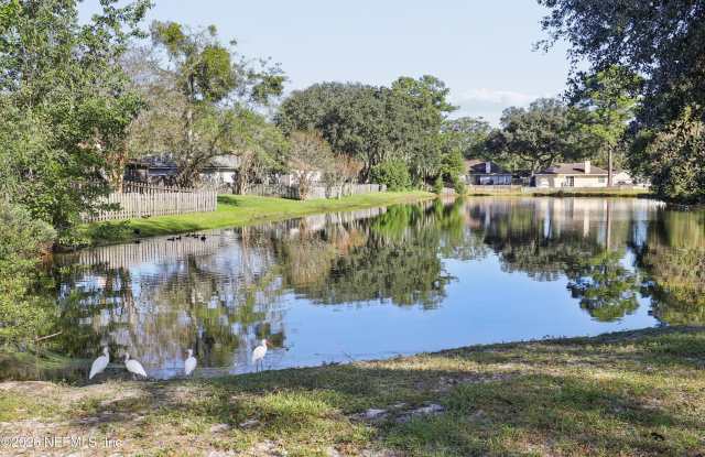 7827 ENDERBY Court Gallery 3