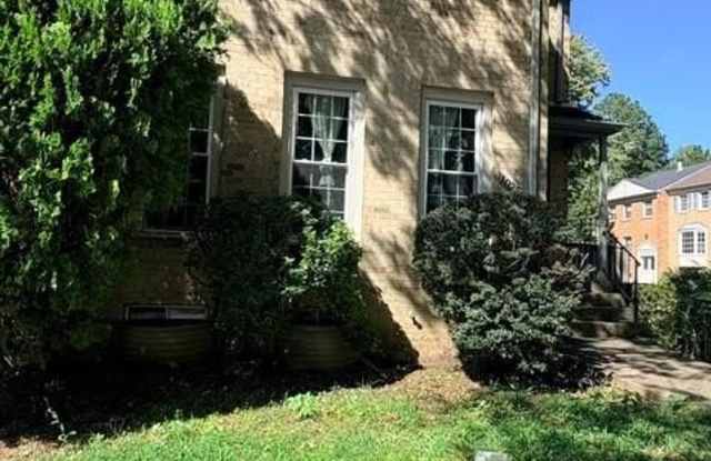 10252 FRIENDSHIP CT Gallery 1