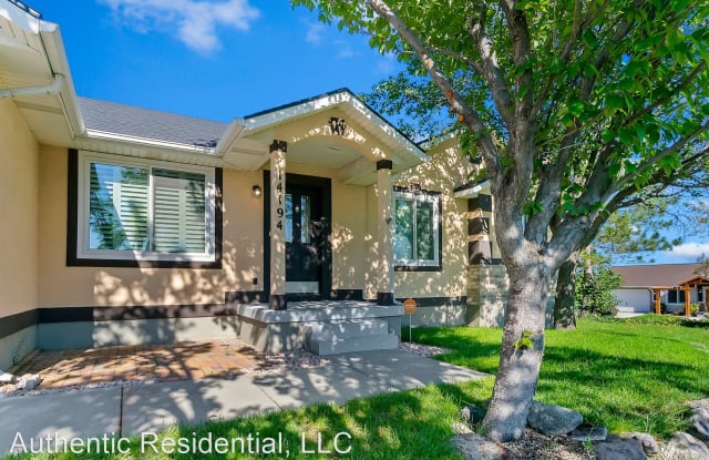 14194 S Murdoch Peak Dr - 14194 Murdoch Peak Drive, Riverton, UT 84096