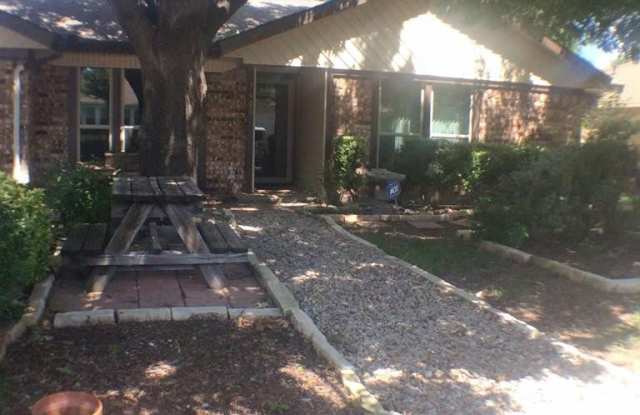 7405 Meadow Creek Drive - 7405 Meadow Creek Drive, Fort Worth, TX 76133