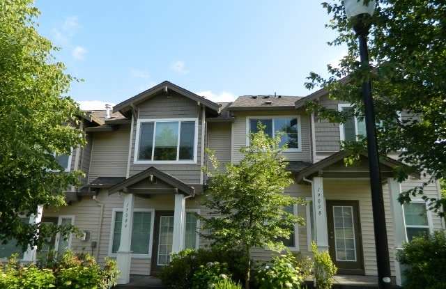 10314 NE Snoqualmie St - 10314 Northeast Snoqualmie Street, Hillsboro, OR 97006