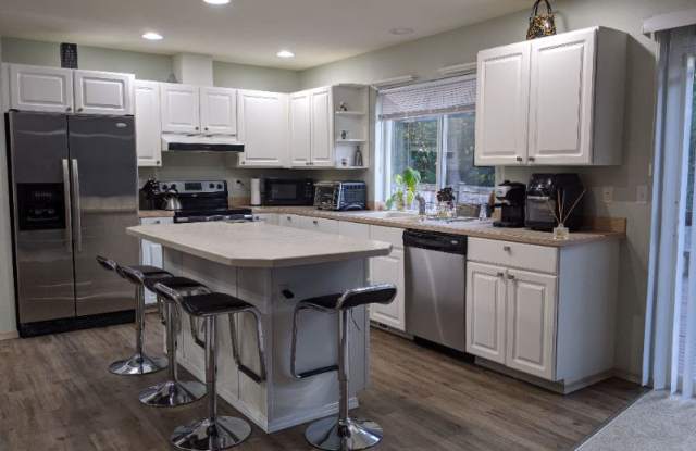 29000 19th Ave S - 29000 19th Avenue South, Federal Way, WA 98003
