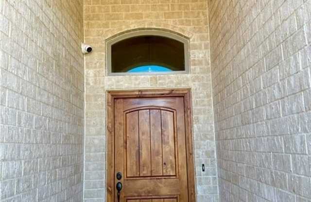 2917 Goldberg Drive Gallery 3