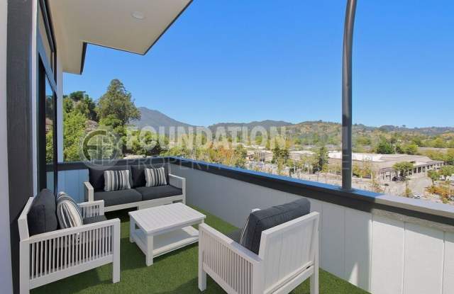 12 Gomez Way photos photos