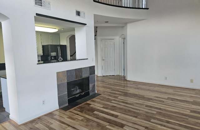 701 Baltic CIR 737 Gallery 4