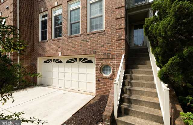 15824 GLACIER COURT Gallery 2