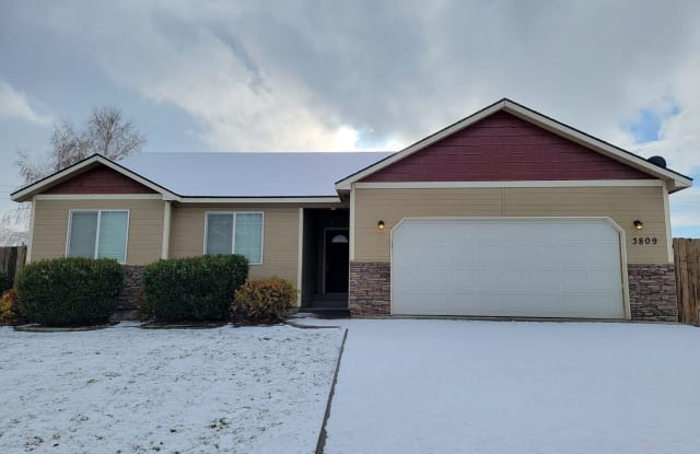 3809 W. 19th Ct - 3809 West 19th Court, Kennewick, WA 99338
