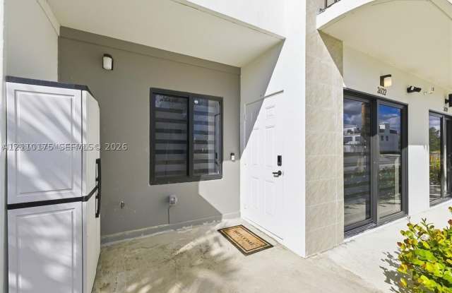 26122 SW 145th Ct Gallery 3