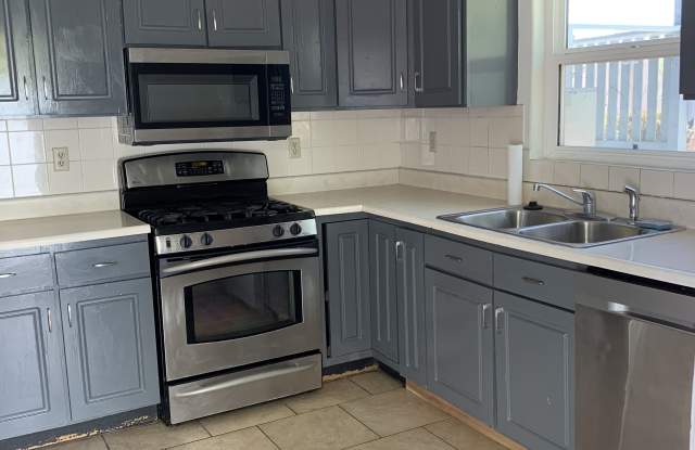 1005 E Water St Unit 2 photos photos