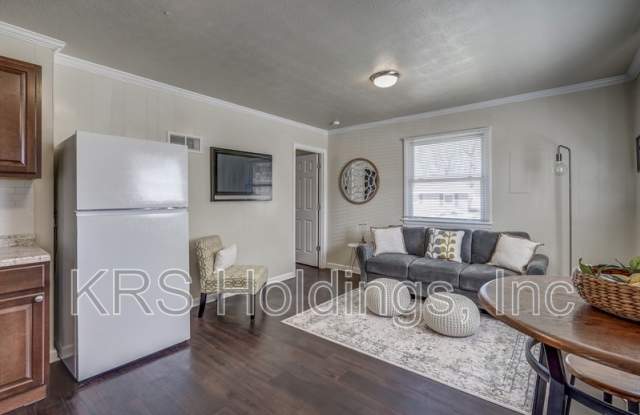 3136 Parkdale Rd photos photos