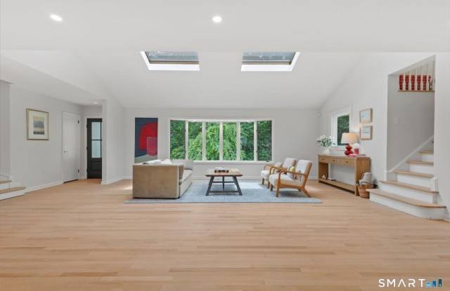 10 Bowman Drive Gallery 4