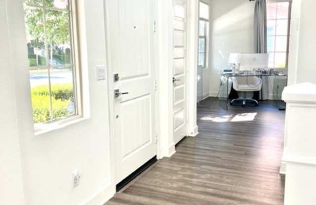 21 Lavender Gallery 3