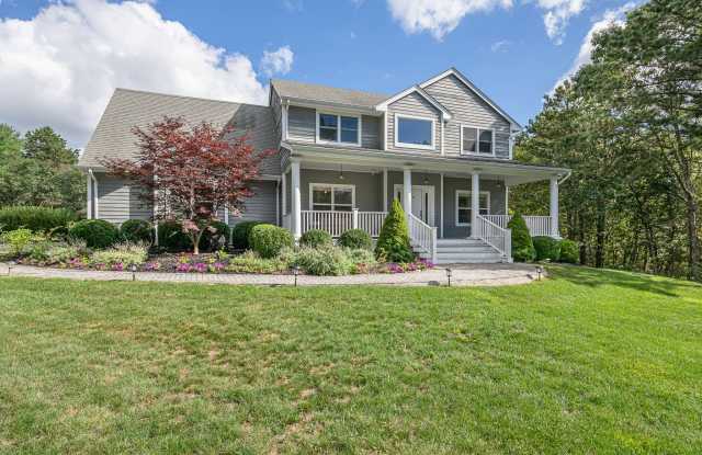 18 LAKESIDE LN Gallery 2