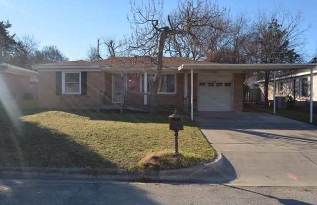 413 Kimbrough Street - 413 Kimbrough Street, White Settlement, TX 76108