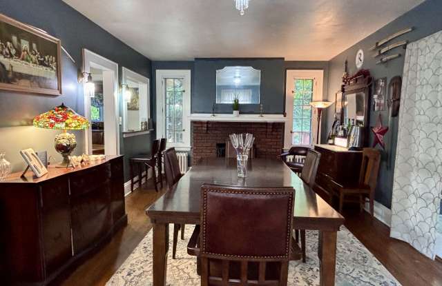649 Parkway East Gallery 4