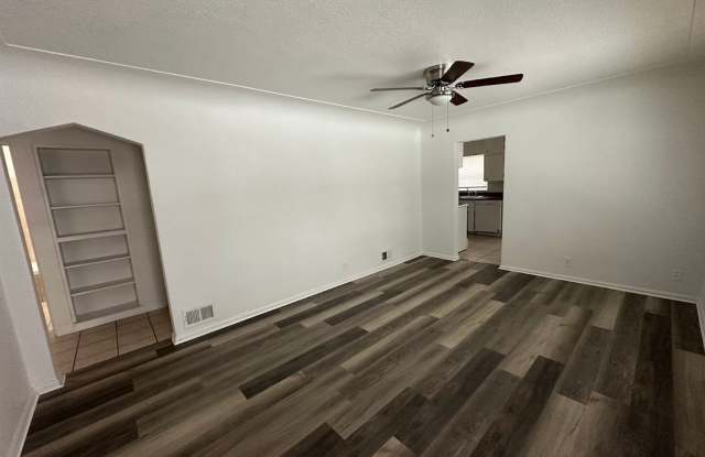 Spacious 4 Bedroom Home | 2 Living Rooms | Large Fenced Yard | 1,700+ Sq Ft Gallery 3