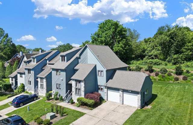 109 FOXFIRE DRIVE photos photos
