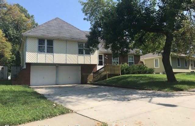 11501 Delmar Street - 11501 Delmar St, Kansas City, MO 64134
