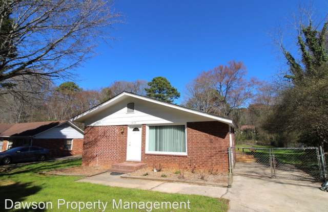 803 E John Street - 803 East John Street, Matthews, NC 28106