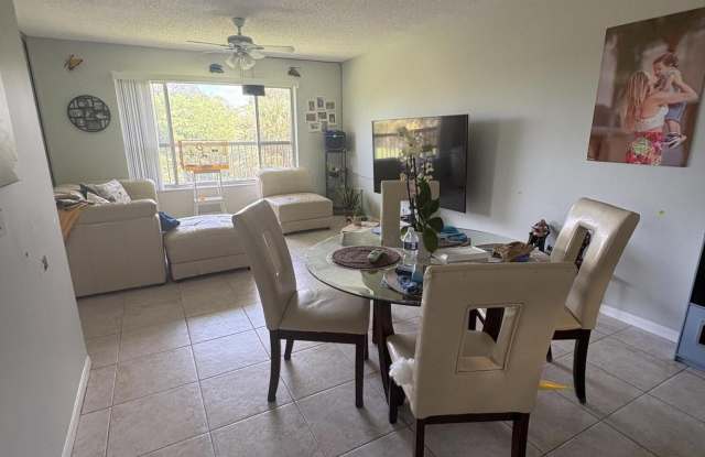 10107 TWIN LAKES Drive Gallery 3