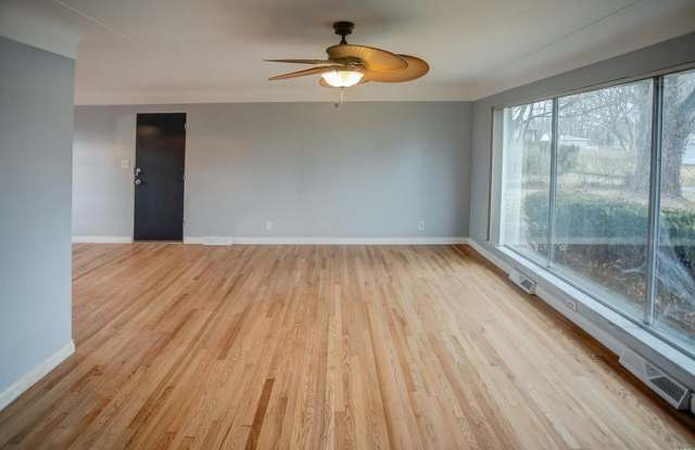 9 HAZELWOOD Drive Gallery 3
