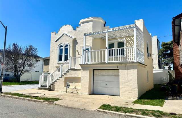 105 Mitchell Avenue photos photos