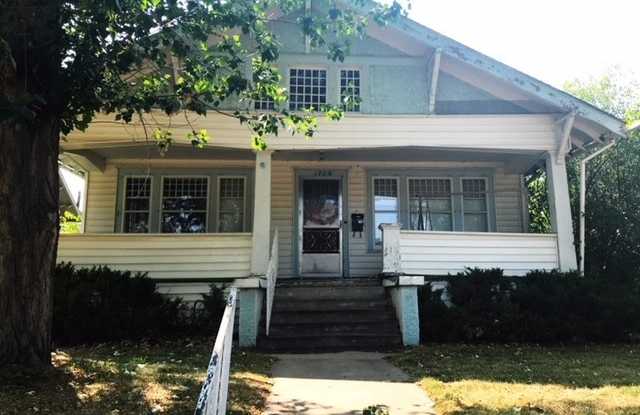 PRE-LEASING FOR JUNE photos photos