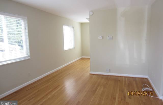 43 UNDERWOOD PLACE Gallery 2