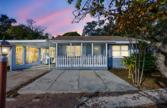 Newly Updated 3 Bedroom Home photos photos