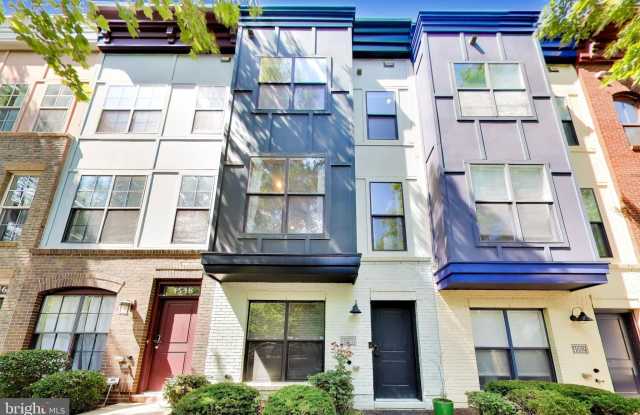 4550 LONGFELLOW Street photos photos