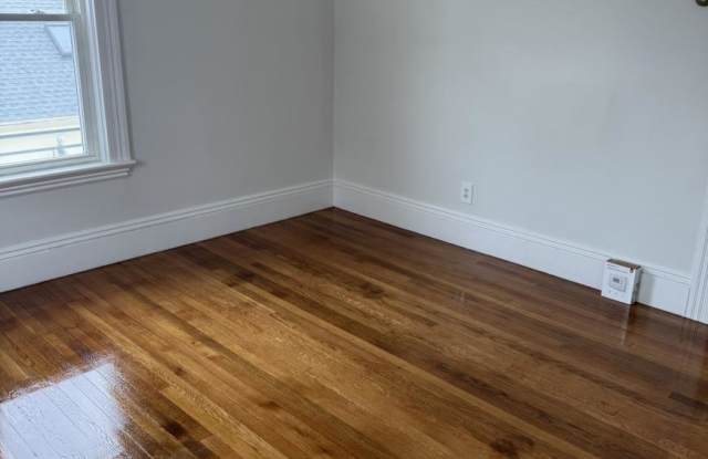 11 Barr St. - 11 Barr Street, Salem, MA 01970 11 Barr St. - 11 Barr Street, Salem, MA 01970