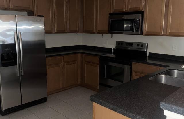 7067 DEER LODGE Circle unit: 105 photos photos