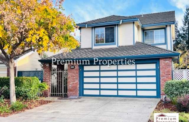 Charming 3BD/2.5BA, Two-Story Home in Newcastle Neighborhood, SR- Available NOW! - 906 Springview Circle, San Ramon, CA 94583