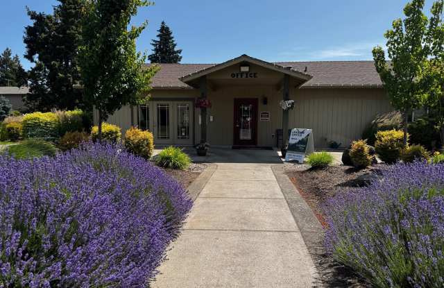 Gateway Village photos photos