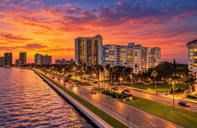 2401 BAYSHORE Boulevard Gallery 3