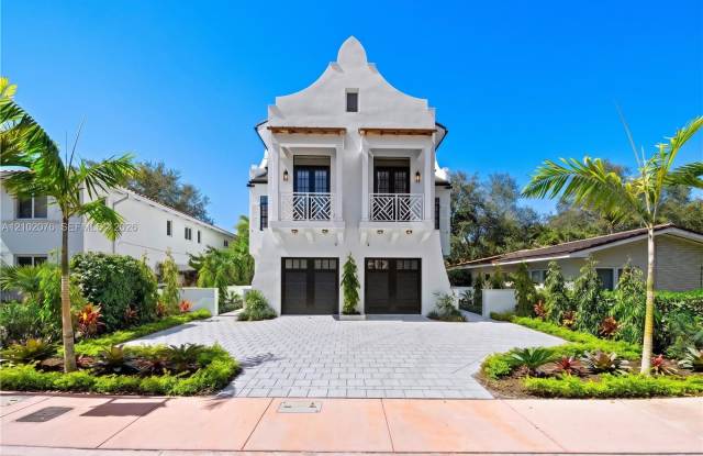2712 South Le Jeune Road Gallery 1